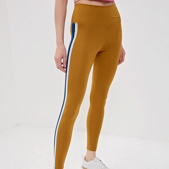 NWT Nike Women’s Power Training Tights - Picture 3 of 6